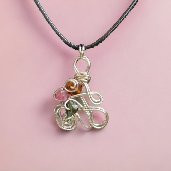 99 Gemstone Intricate Pendant - Picture 1 of 3